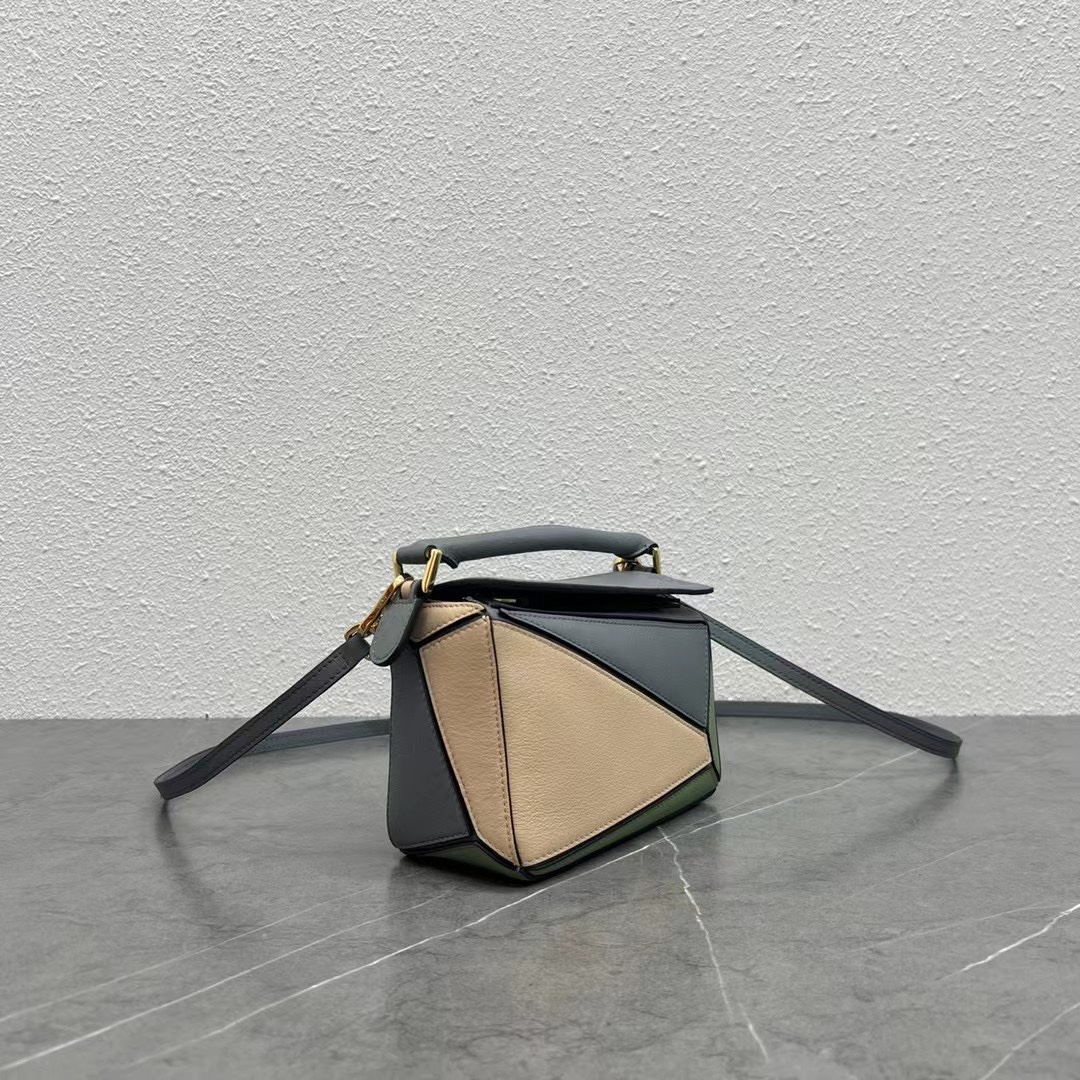 Loewe Mini Puzzle Bag in Classic Calfskin Multicolour